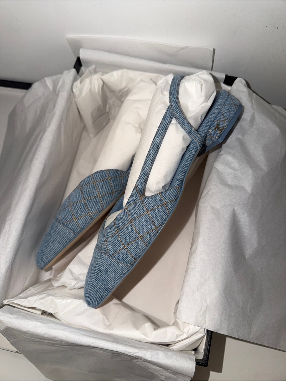 Chanel 26B Light Denim Slingback Flats | Size 38.5